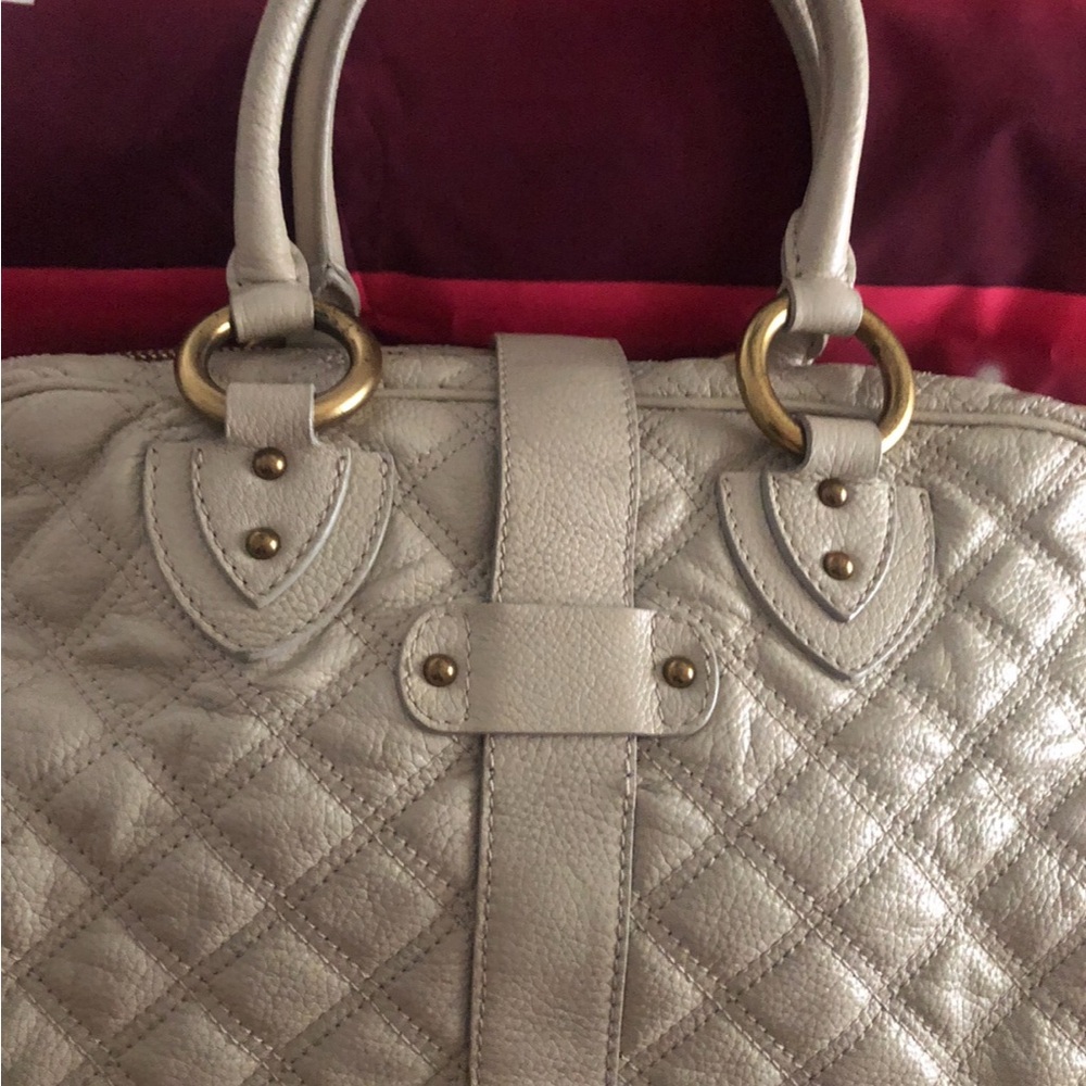 Marc Jacobs Gold and Cream Leather Clasp - Picture 3 of 15